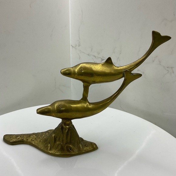 Vintage brass sculpture dolphins swimming - Picture 3 of 7